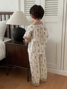 DAZY 男童卡通熊波点印花短袖纽扣上衣和裤子睡衣套装 - 卡其色 - 查看 3