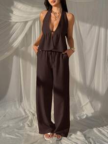 SHEIN EZwear Bộ đồ đi nghỉ mát thường ngày dành cho nữ, gồm áo hai dây cổ chữ V sâu màu nâu dệt kim và quần dài. Bộ trang phục đi nghỉ mát cho nữ, bộ đồ dự tiệc cho nữ, bộ quần áo nữ. - màu nâu - Xem 4