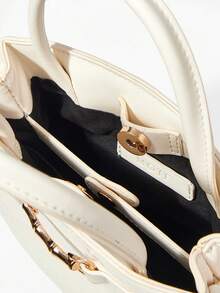 PREMIUM FASHION ALLIGATOR PATTERN HANDBAG - Beige crocodile pattern - View 7