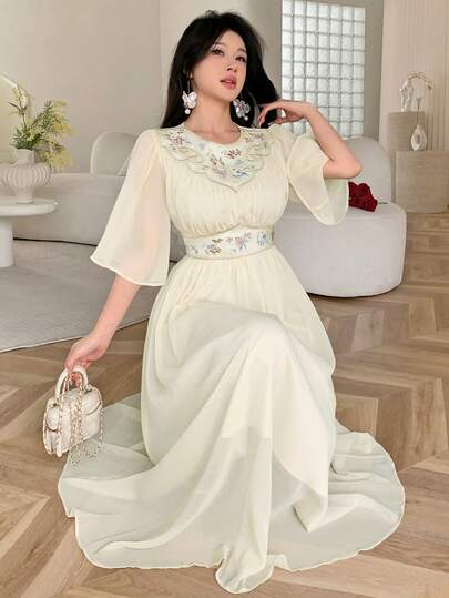 Feyla New Retro Design Embroidered High Waist Slimming Elegant Romantic Vacation Dress