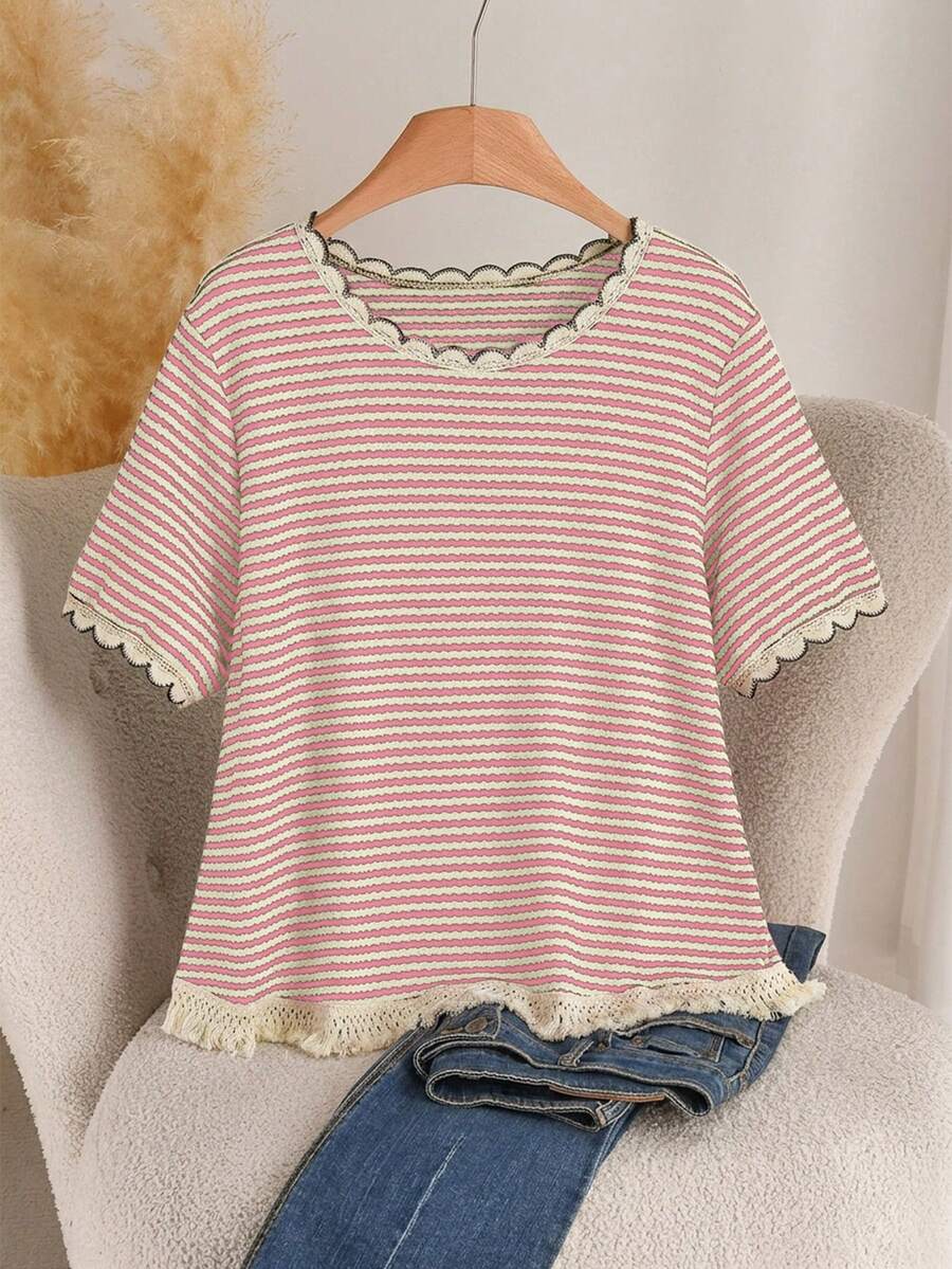 SHEIN Cosyjoi Plus Size Women Summer Casual Striped Loose Fit Round Neck T-Shirt - Pink - View 1