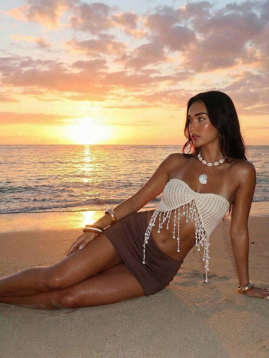 Aloruh 杏色珍珠流苏不对称抹胸针织衫，度假风