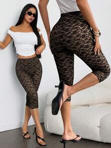 SHEIN PETITE 女士简约、优雅、浪漫，适合约会和日常休闲穿着。黑色蕾丝打底裤，裸色内衬，中腰修身，七分裤长。新款春夏女士打底裤，完美适用于度假、音乐节等场合，时尚百搭，简约设计。 - 黑色 - 查看 11