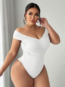 SHEIN SXY 大码女士性感露肩交叉褶皱连体衣，适合街头、休闲、性感、日常出行、购物、约会等场合，穿着清爽舒适，易于搭配，显瘦，凸显身材，修饰身形。 - 白色 - 查看 4