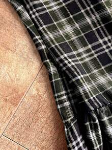 Attitoon Áo kiểu trễ vai màu nâu cà phê kẻ caro viền bèo nhún, áo nữ dễ thương - Màu xanh lá cây đậm - Xem 12