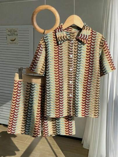 Sparklyn 女童休闲度假白色条纹短袖衬衫套装，夏季上衣，柔软时尚设计，适合度假、旅行、校园和日常穿着。