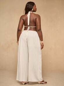 SHEIN BAE Plus Size Women's White Summer Tropical Beach Holiday Set,Solid Chiffon Halter Neck Top And Wide-Leg Pants 2 Pieces Set,Elegant Floral 3D Decor Suit - White - View 2
