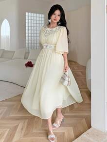 Feyla New Retro Design Embroidered High Waist Slimming Elegant Romantic Vacation Dress - Pale Yellow - View 6