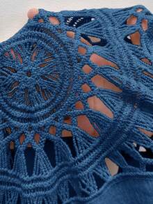 SHEIN Frenchy Gaun Liburan Kasual Ukuran Besar dengan Leher V dan Hiasan Renda. - Biru - View 5