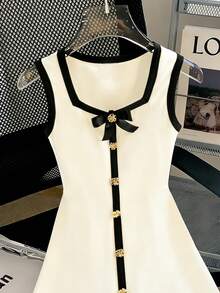 SHEIN Franclia Women's Summer Black And White Elegant Tea Party Color Block Square Neck Sleeveless Mid-Length Knit Dress,Stretchy Ribbed Bowknot Metal Button Detail - White - View 4