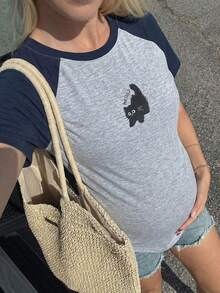 SHEIN 孕妇字母和卡通猫印花撞色插肩短袖休闲T恤 - 彩色 - 查看 2