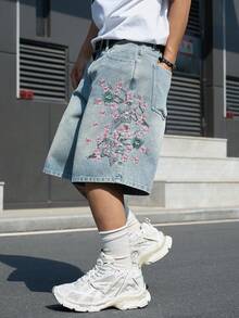 Manfinity EMRG Men's Casual Street Style Embroidered Blue Denim Shorts - Light Wash - View 6