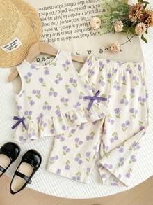 SHEIN LMoss Kids 女嬰花卉印花鈕扣設計上衣與褲子套裝 - 彩色 - 查看 4