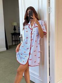Napfluff 女士撞色滚边蝴蝶结条纹印花翻领宽松短袖睡裙 - 藍色 - 查看 4