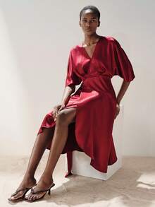 Aveloria Modichic Dunkelrot, Herbst, elegant, Party-Midi-Kleid aus Satin-Acetat-Stoff, figurbetont und ausgestellt, A-Linie, V-Ausschnitt, Wickelkleid, Metall-D-Ring-Gürtel, asymmetrischer Drapier-Saum, Fledermausärmel - Bordeaux - Übersicht 6