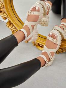 HighSole 女士鞋时尚扣细节厚底白色踝带凉鞋夏季度假鞋夏季促销返校鞋大学生鞋圣诞节秋季新年假期 - 白色 - 查看 6