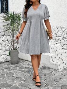 EMERY ROSE Plus Size Women Solid Color V-Neck Short Petal Sleeve Casual Dress - Grey - View 4