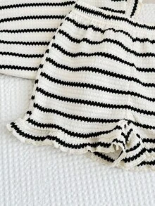 LMoss Kids 2pcs/Set Young Girl Striped Knit Crew Neck T-Shirt And Shorts - Black and White - View 5