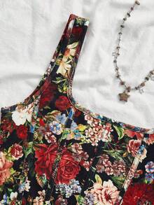 SHEIN VCAY Plus Size Women Floral Print Slimming Versatile Cropped Top, Suitable For Dates And Outings - Black - View 3