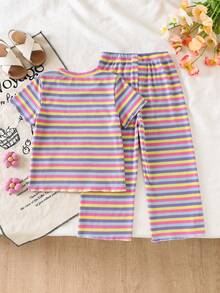 Elladie kids 女童(小號)新款彩色紋理條紋T恤與時尚喇叭褲套裝，針織布料彩色條紋紋理面料，圓領短袖T恤上衣，搭配彩色條紋針織紋理面料休閒時尚喇叭長褲兩件套，可愛俏皮，休閒簡約，舒適日常上學與通勤穿著 - 彩色 - 查看 2
