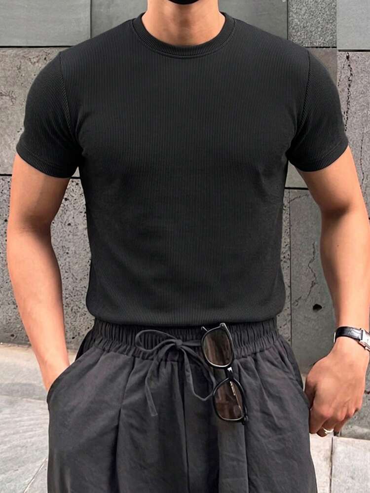 Men's Black Textured Fabric Short Sleeve T-Shirt