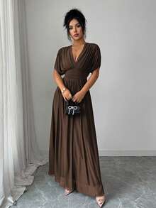 SHEIN Elenzya 女士弹力网纱面料连衣裙，内衬弹力面料，腰部褶裥设计，可调节腰围，A字廓形，落肩短袖，后背蝴蝶结系带，防滑肩带，及踝长裙，安哥拉红，优雅复古法式风格，适合通勤、商务、度假、休闲、简约百搭、下午茶、派对等场合，春夏新品 - 棕色 - 查看 3