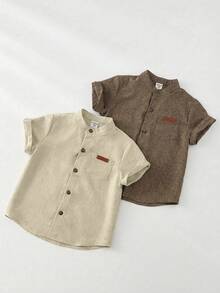SHEIN 2件裝小男孩韓系寬鬆梭織襯衫，純色領口夏季家庭款上衣，適合學校、度假、運動，春夏季穿著 - 棕色 - 查看 7