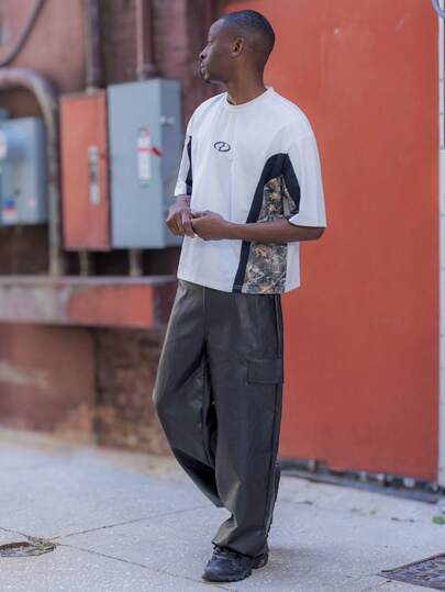 BelSigned BelSigned Pantalones de PU negro para hombres, pierna recta holgada y versátil. Pantalones negro para hombres, pantalones anchos para hombres, pantalones holgados para hombres, pantalones negro de estilo urbano para hombres, pantalones holgados, ropa urbana, regalos para novio. Pantalones anchos y holgados negros para hombres, pantalones holgados negros para hombres, pantalones holgados negros para hombres