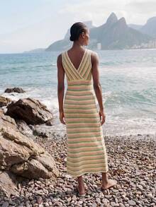 Maija 女士休闲条纹V领无袖针织连衣裙，适合度假穿着 - 彩色 - 查看 6