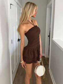 Sydney Algeri Vestido mini con cintura anudada y escote envolvente de unicolor para mujer - Café - Ver 2