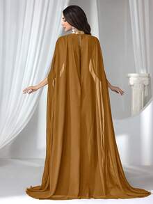 Coutiva 女士水钻和仿珍珠装饰正式晚礼服（重工装饰） - 棕色 - 查看 2