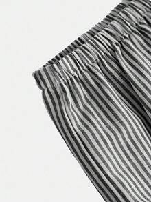 SHEIN Shorts de rayas de tiro bajo para adolescentes para vacaciones de verano, shorts casuales para la playa y el hogar - Negro - Ver 5