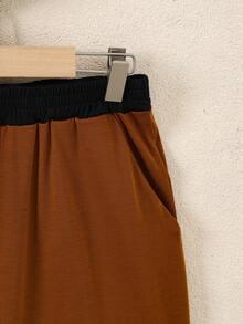 Vacaura 男童休闲撞色圆领T恤套装（2件装），舒适时尚，适合日常、上学、运动穿着。 - 咖啡棕 - 查看 5