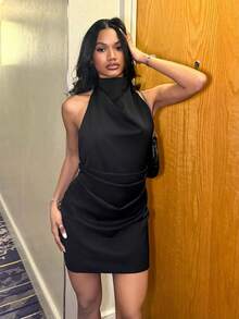 Natali Santanap 简约高端露背系带迷你褶皱女式迷你连衣裙 - 黑色 - 查看 1