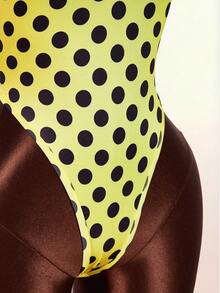 Amplova Áo liền thân nữ màu vàng đen chấm bi, cổ yếm, hở lưng, ôm sát gợi cảm, họa tiết chấm bi retro Y2K, chi tiết hở lưng dễ thương, xếp ly ở mông. - Màu vàng - Xem 6