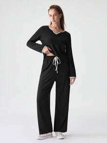 SHEIN Contrast Binding Notched Neckline Knot Front Lounge Set, Fall Winter Clothes, Cozy Outfit - Black - View 1