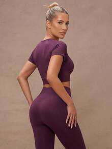 Lumalex Solid Seamless High Stretch Raglan Sleeve Sports Set Workout Women Set Gym Women Outfit - Maroon - View 4