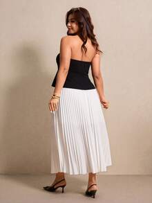 Elaquor Damen Große Größen 2-teiliges Set, elegantes Schwarz-Weiß-Outfit, schwarzes Kleid mit plissiertem Rock, Urlaubsanzug, Vintage-Luxus-Stil Set, Sommerkleidung für Frauen, weißer plissierter Rock, Damen Zweiteiler, Damen Kleid, Wickelkleid, Bürokleidung für Frauen, Arbeitsoutfits für Frauen, formelle Kleidung für Frauen, elegantes Damen-Set, Sommeroutfits für Frauen - Schwarz und Weiss - Übersicht 2