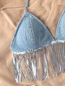 Soleia Top da donna in denim azzurro chiaro con strass e frange, stile halter, crop top senza schiena anni '70 per vacanze estive, feste, spiaggia e concerti country - Lavaggio chiaro - Visualizzare 4
