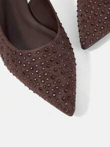 CUCCOO HITCHD 欧美新款时尚棕色水钻绒面尖头平底女鞋，后系带蝴蝶结套脚鞋，百搭舒适，优雅时尚，超大号精美凉鞋 - 咖啡 - 查看 10