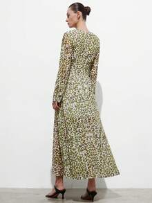 Aveloria Modichic 女士豹纹圆领长袖连衣裙 - 綠色 - 查看 5