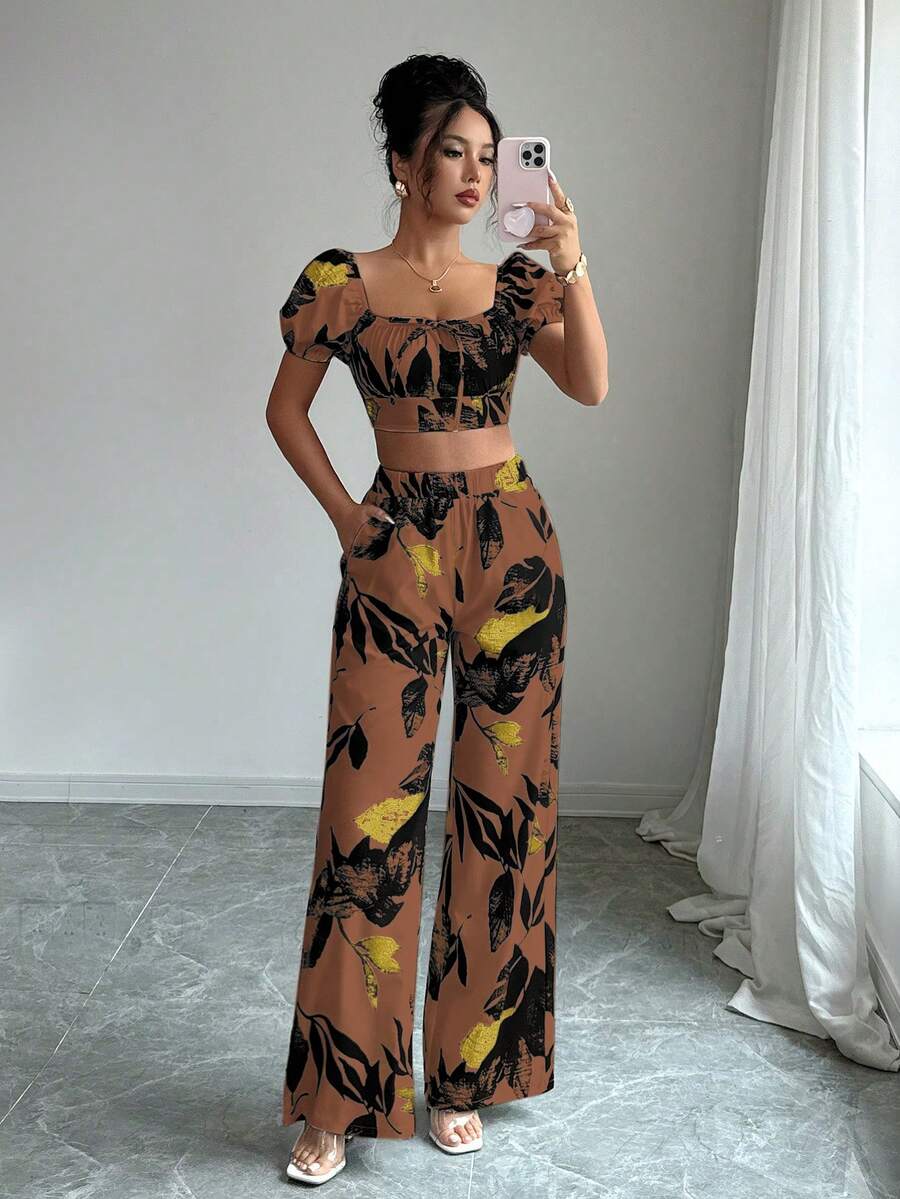 Selianne Bộ đồ 2 món dành cho nữ: Áo croptop in hoa và quần ống đứng. - màu nâu - Xem 1