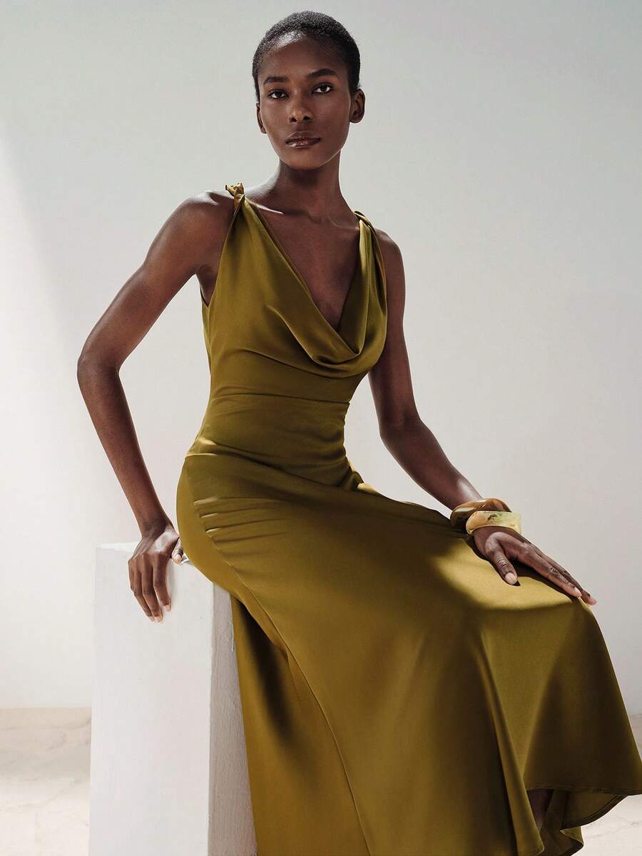 Aveloria Modichic European And American Fashion Elegant Plunging Neckline Waist Gathered Flared Satin Sleeveless Dress - Khaki - View 1