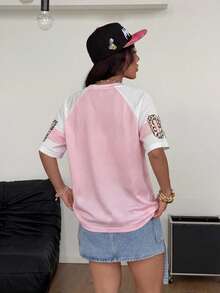 Coolane 女士春夏街头风 Y2K 豹纹数字图案足球球衣 V 领粉色 T 恤 - 西瓜粉 - 查看 2