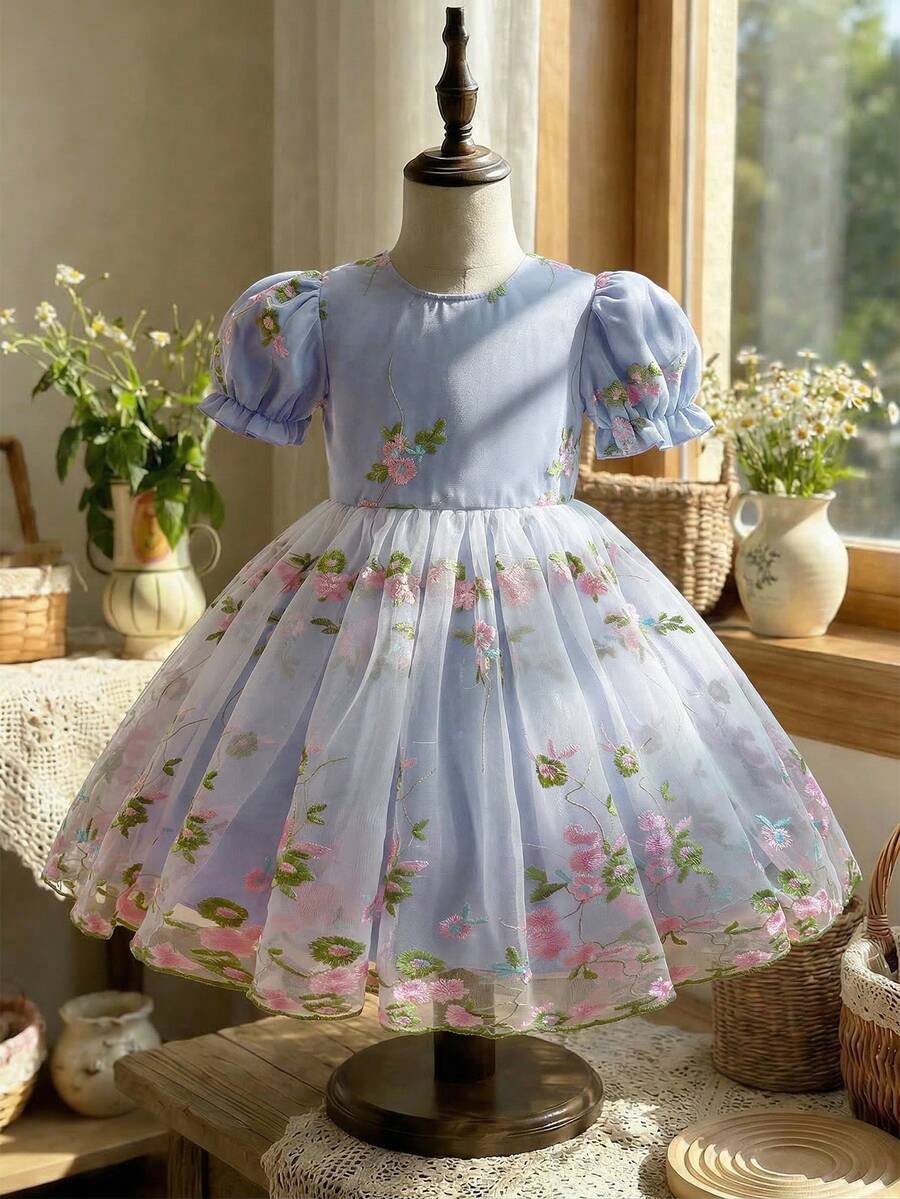SHEIN Glamorique Kids 小女孩可爱花卉刺绣装饰休闲时尚娃娃裙 - 紫色 - 查看 1
