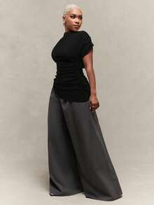 Vixey Off Shoulder Short Sleeve Asymmetrical Hem Short Sleeve Top - Black - View 5