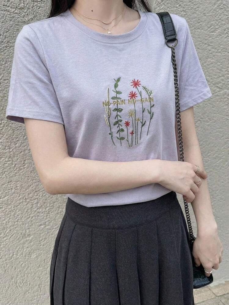 Women's Casual Floral Embroidery Round Neck Short Sleeve T-Shirt, Summer