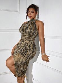 Femmeverse Plus Size Women Elegant Sexy Halter Neck Slit Sleeveless Bodycon Dress - Black - View 3