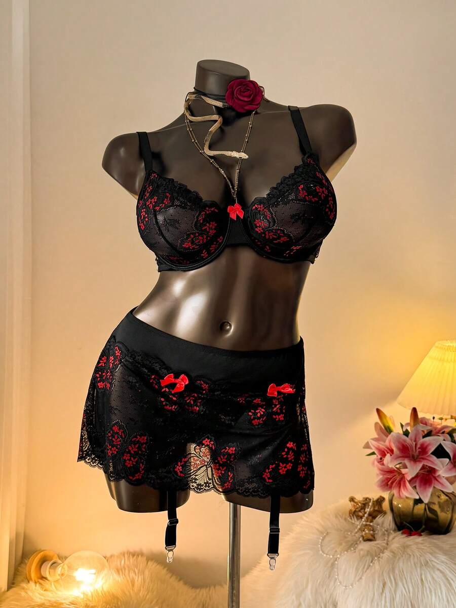 Auralis 3pcs/Set Plus Size Lace Sexy Underwire Lingerie Set, Valentine's Day - Multicolor - View 1