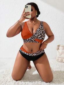 Slaydiva Conjunto de Maiô Tankini com Estampa de Leopardo e Decote em V com Cruzado, Roupa de Praia e Férias de Verão, Tamanhos Grandes - Multicolorido - Visão 6